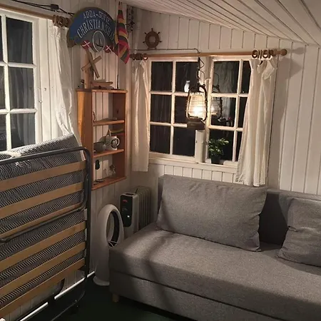 4 Person In Aeroskobing-by Traum Nyaraló Ærøskøbing